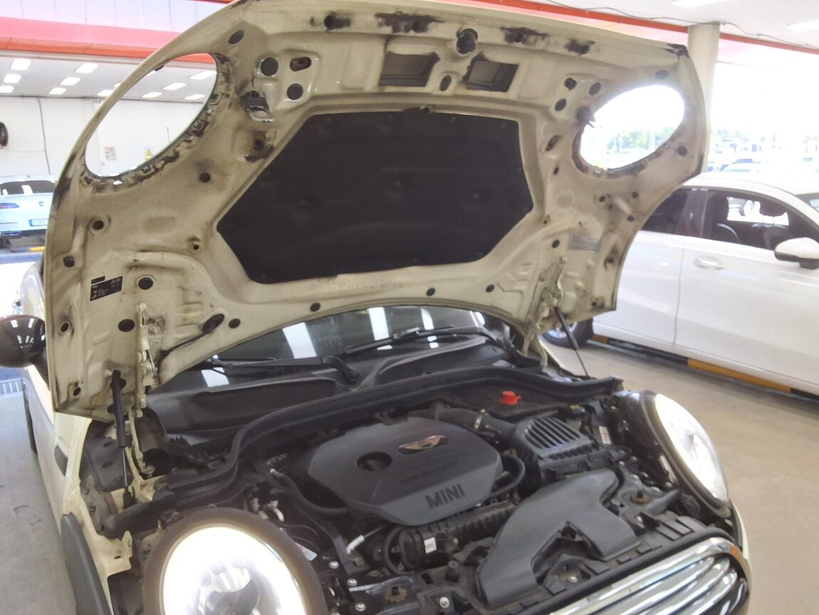 MINI COOPER (3RD GEN) 5-DOOR 1.5 HIGH 2015 - zdjęcie 18