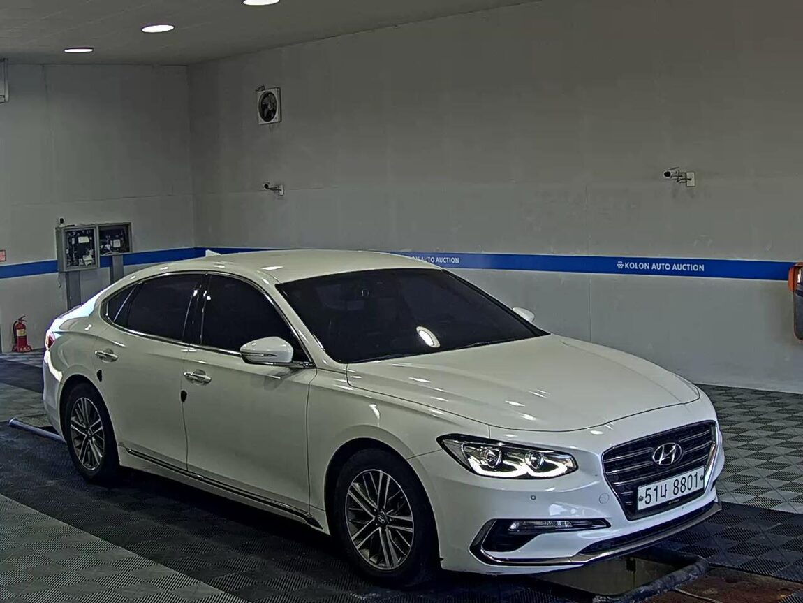 HYUNDAI GRANDEUR IG 2.4 GDi PREMIUM 2018 - zdjęcie 3