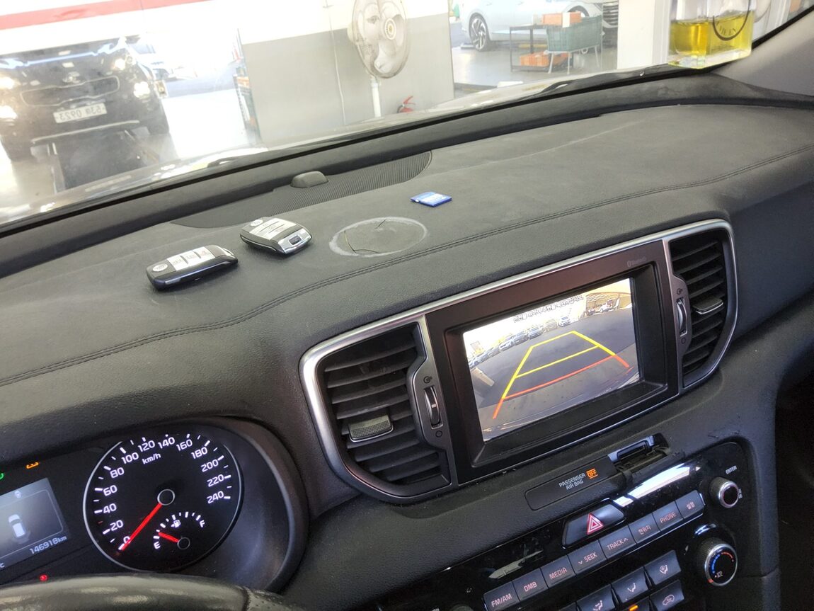 KIA NEW SPORTAGE R2.0 4WD NOBLESSE 2016 - zdjęcie 17