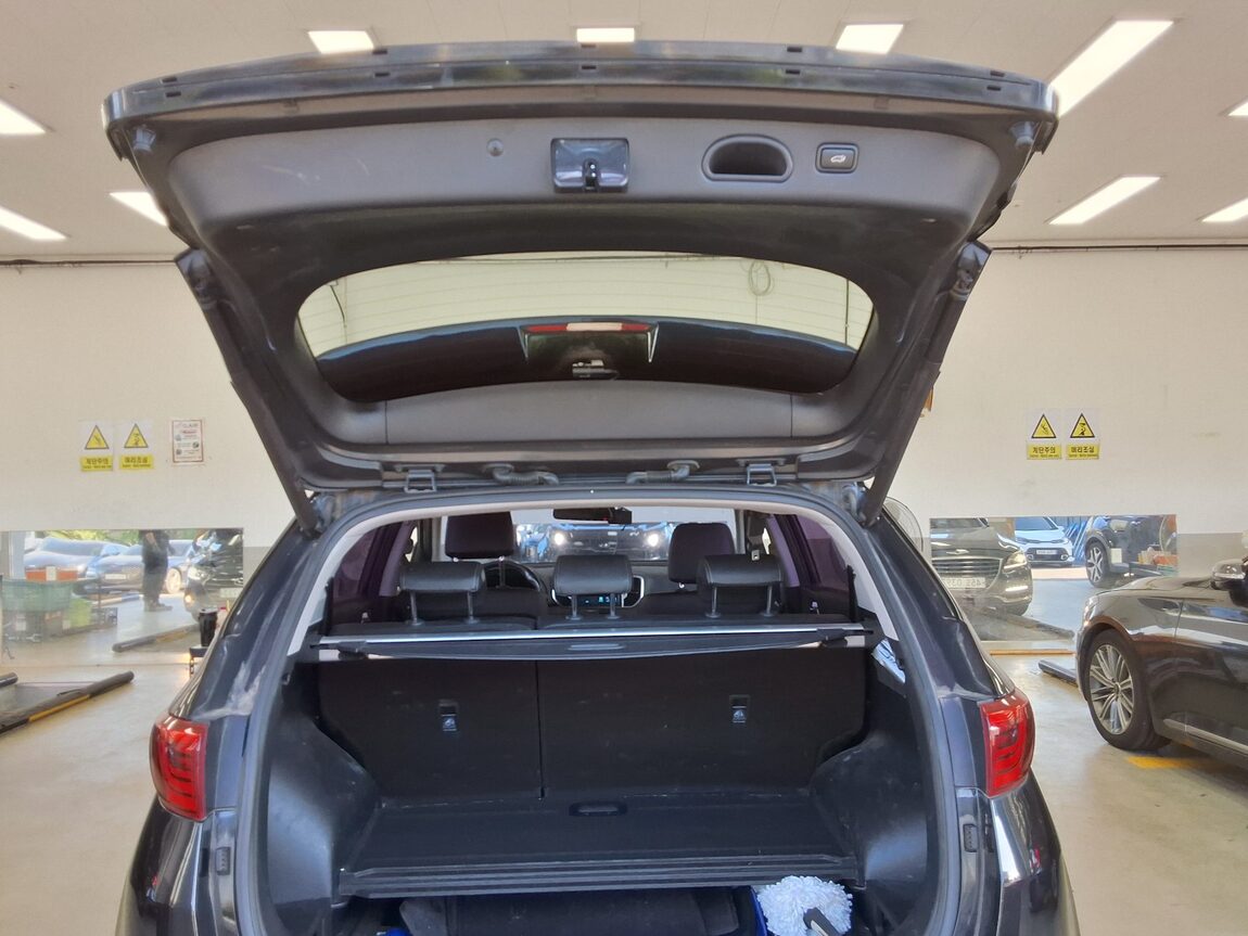 KIA NEW SPORTAGE R2.0 2WD NOBLESSE SPECIAL 2018 - zdjęcie 15