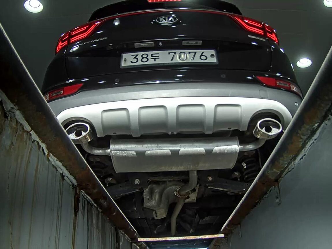 KIA NEW SPORTAGE R2.0 2WD NOBLESSE SPECIAL 2018 - zdjęcie 8