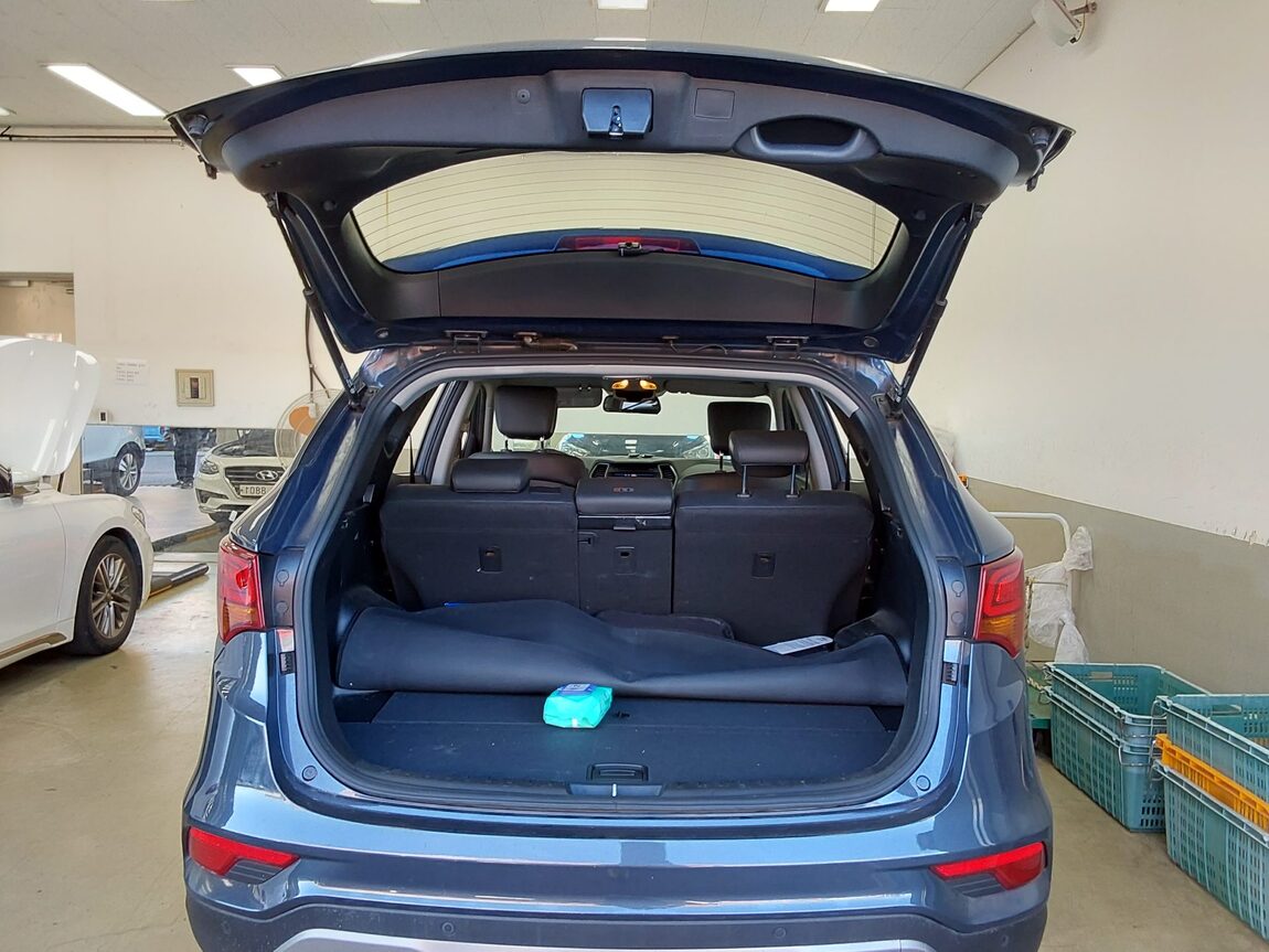 HYUNDAI SANTA FE THE PRIME DIESEL R2.0 2WD PREMIUM 2017 - zdjęcie 15