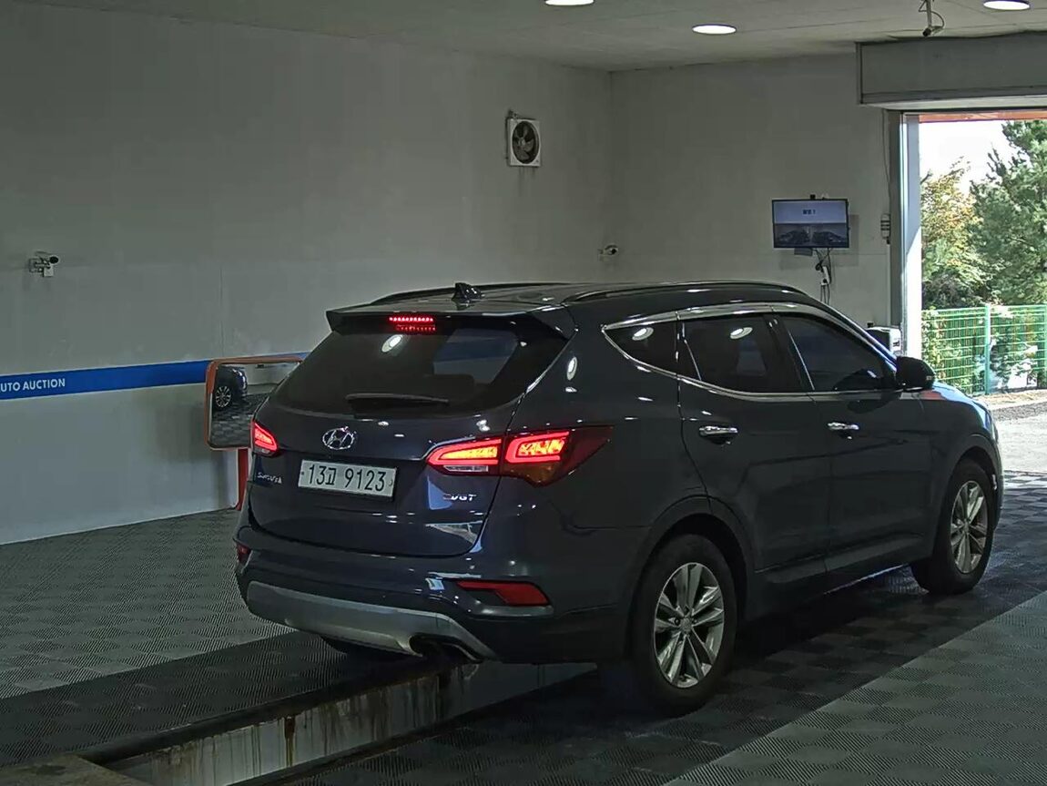 HYUNDAI SANTA FE THE PRIME DIESEL R2.0 2WD PREMIUM 2017 - zdjęcie 5
