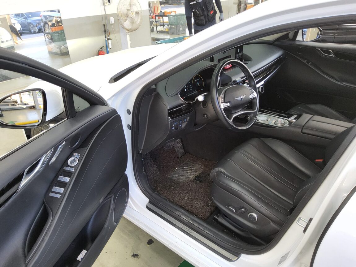 GENESIS THE ALL NEW G80 GASOLINE 3.5 AWD BASE MODEL 2022 - zdjęcie 10