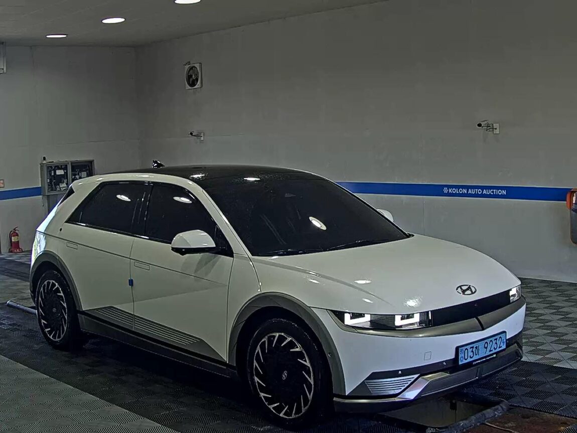 HYUNDAI IONIQ 5 EV AWD LONG RANGE PRESTIGE 2022 - zdjęcie 3