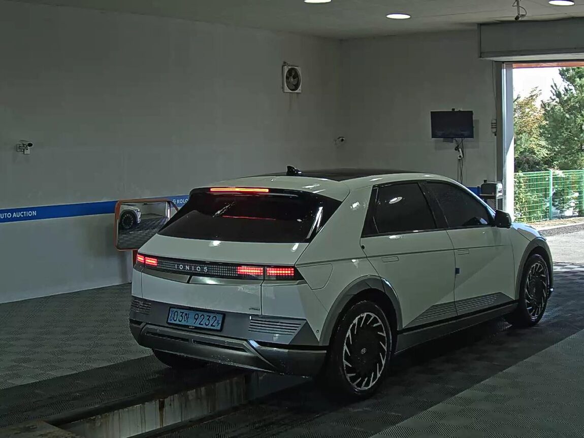HYUNDAI IONIQ 5 EV AWD LONG RANGE PRESTIGE 2022 - zdjęcie 5