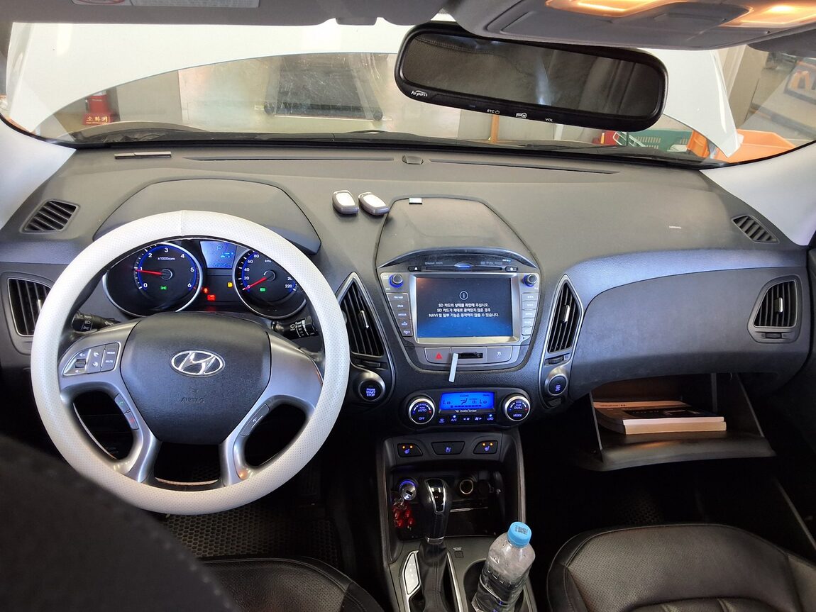 HYUNDAI NEW TUCSON ix DIESEL R2.0 2WD SMART SPECIAL 2015 - zdjęcie 11