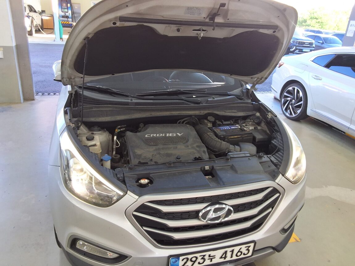 HYUNDAI NEW TUCSON ix DIESEL R2.0 2WD SMART SPECIAL 2015 - zdjęcie 18
