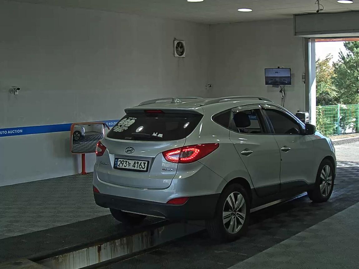 HYUNDAI NEW TUCSON ix DIESEL R2.0 2WD SMART SPECIAL 2015 - zdjęcie 5