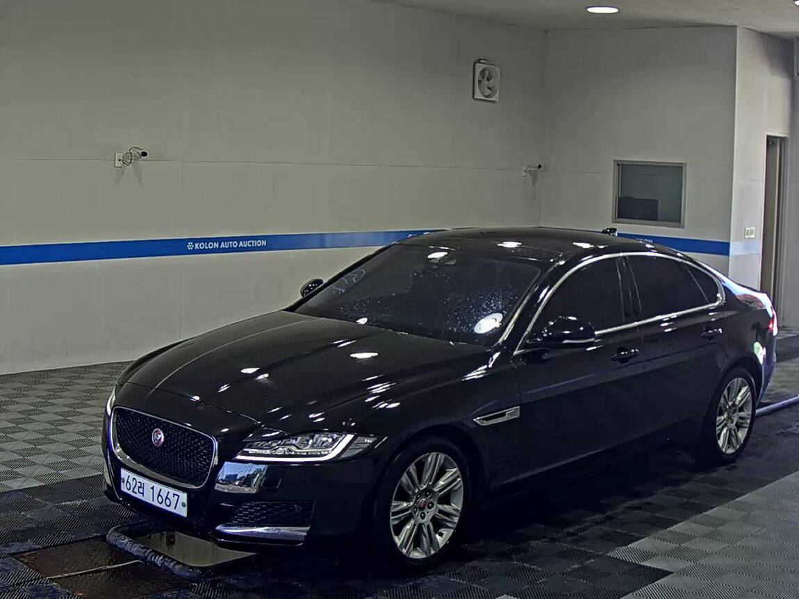 JAGUAR XF (2ND GEN) 3.0 30d PORTFOLIO 2017 - zdjęcie 2