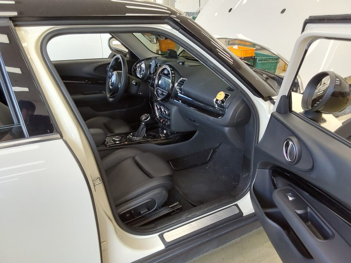 MINI CLUBMAN (2ND GEN) 1.5 HIGH TRIM 2017 - zdjęcie 14