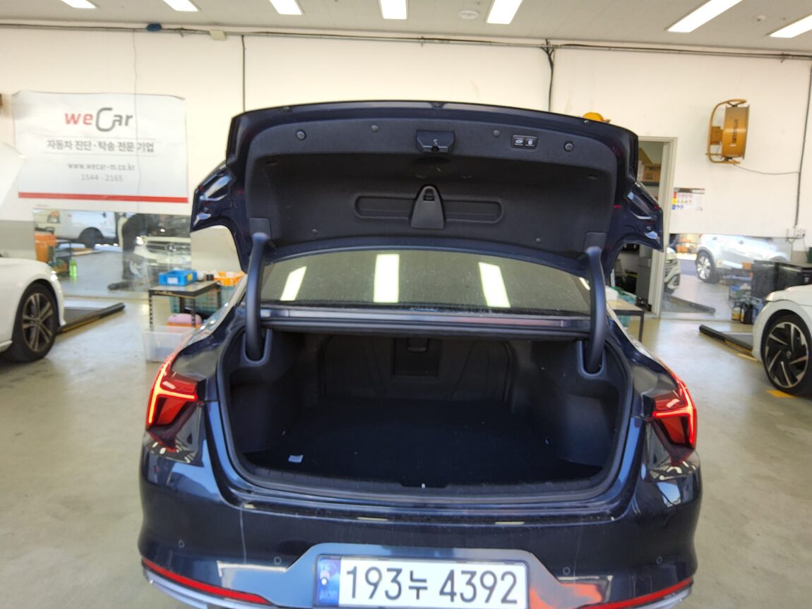 KIA K8 HYBRID HEV NOBLESSE 2023 - zdjęcie 15
