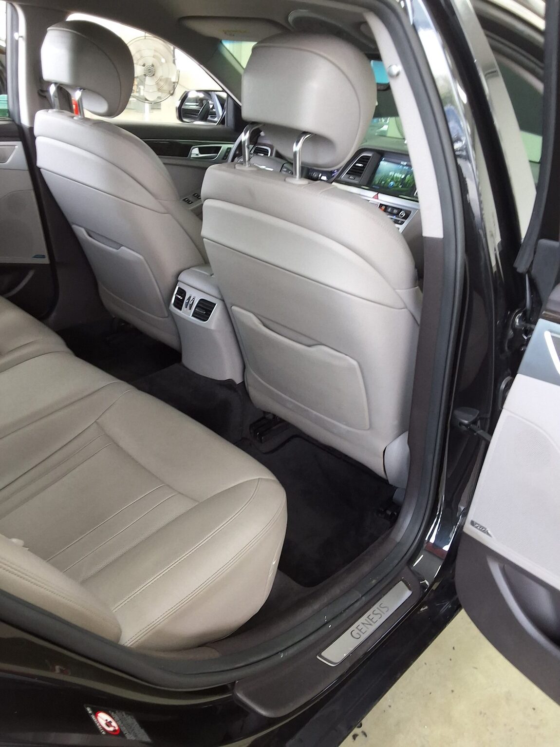 GENESIS G80 3.3 GDi AWD PREMIUM LUXURY 2018 - zdjęcie 13