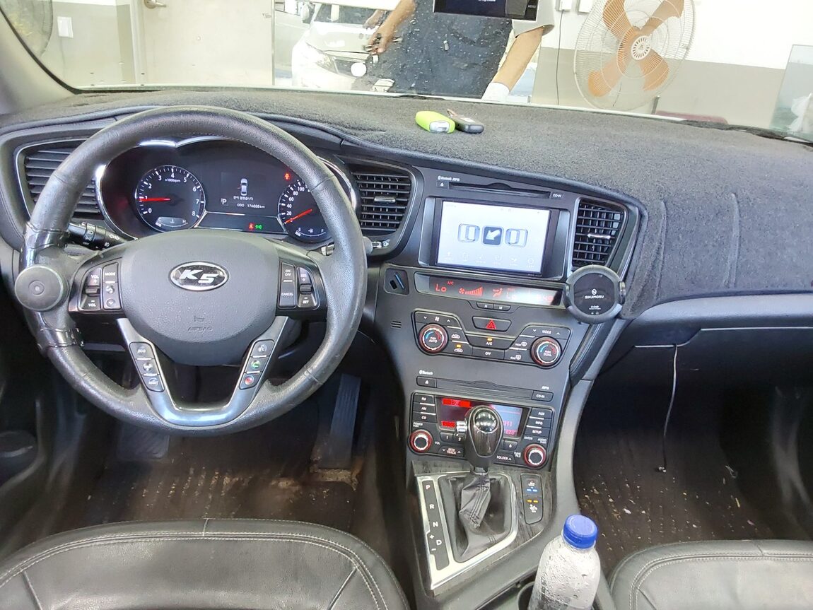 KIA K5 2.0 CVVT PRESTIGE 2011 - zdjęcie 11