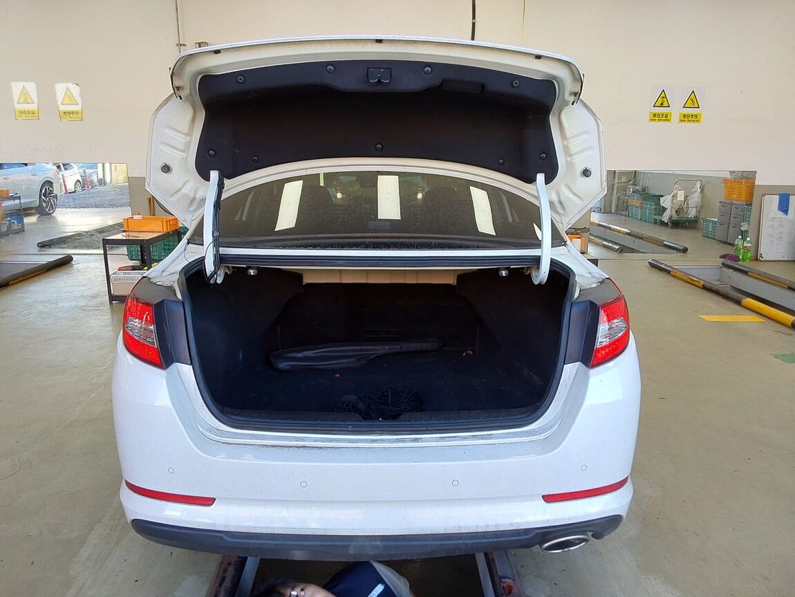 KIA K5 2.0 CVVT PRESTIGE 2011 - zdjęcie 15