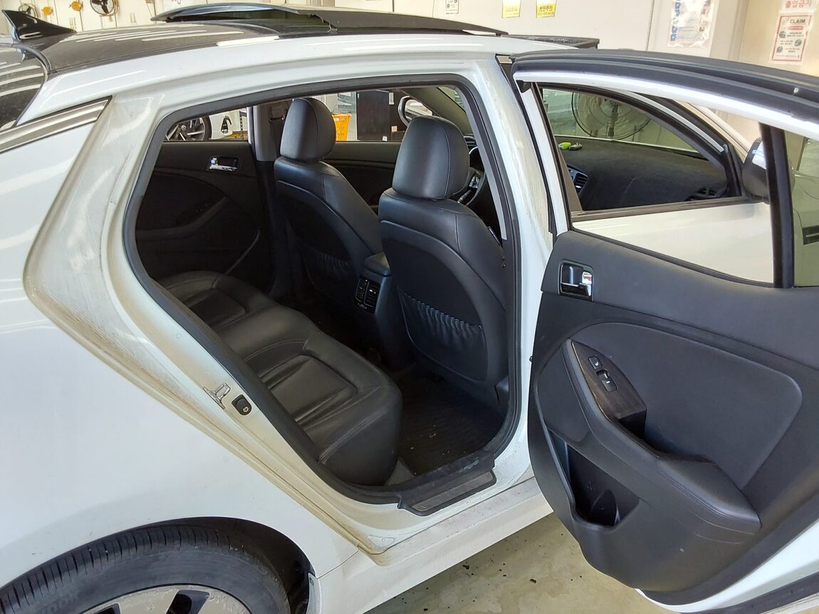 KIA K5 2.0 CVVT PRESTIGE 2011 - zdjęcie 13