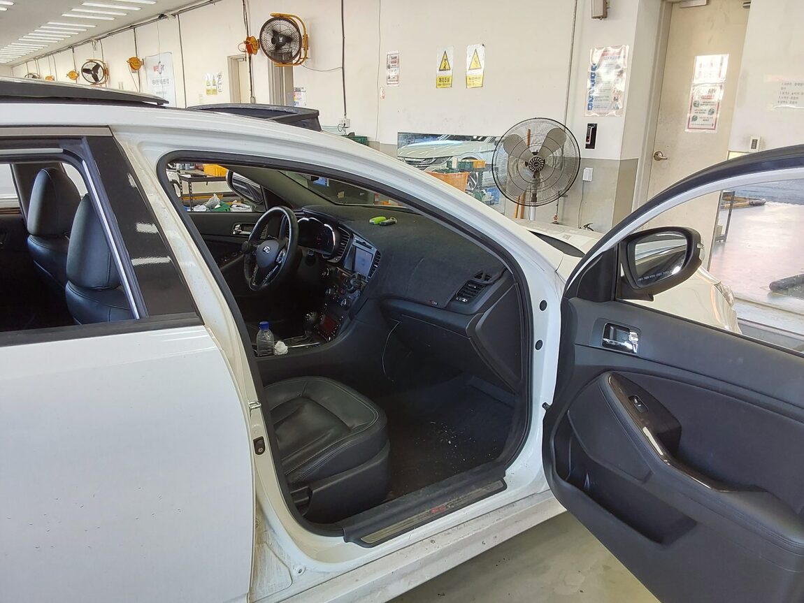 KIA K5 2.0 CVVT PRESTIGE 2011 - zdjęcie 14