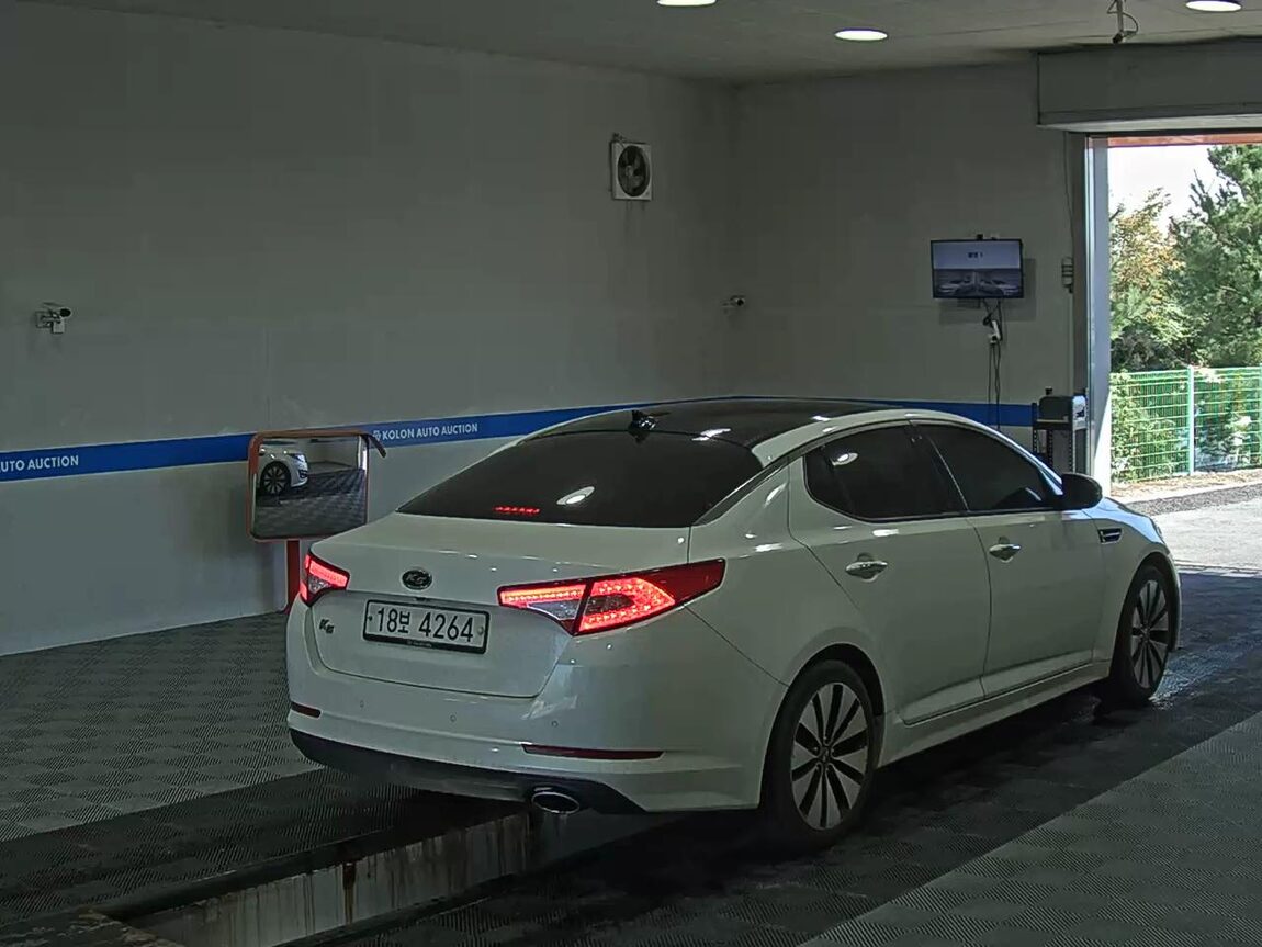 KIA K5 2.0 CVVT PRESTIGE 2011 - zdjęcie 5