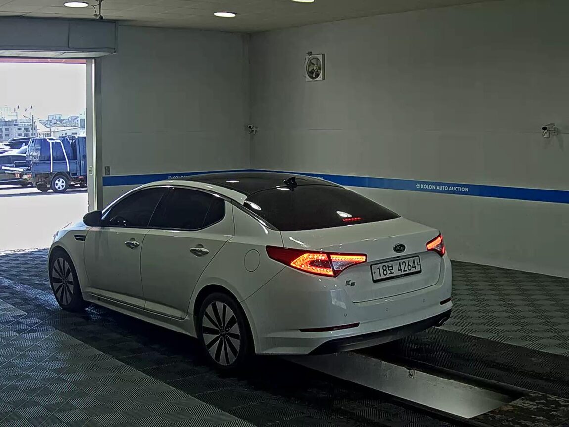 KIA K5 2.0 CVVT PRESTIGE 2011 - zdjęcie 6