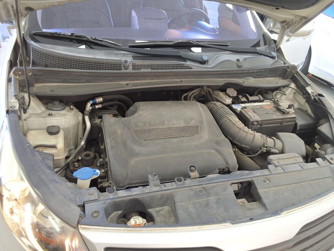 KIA SPORTAGE R DIESEL R2.0 2WD TLX PREMIUM MODEL 2012 - zdjęcie 18