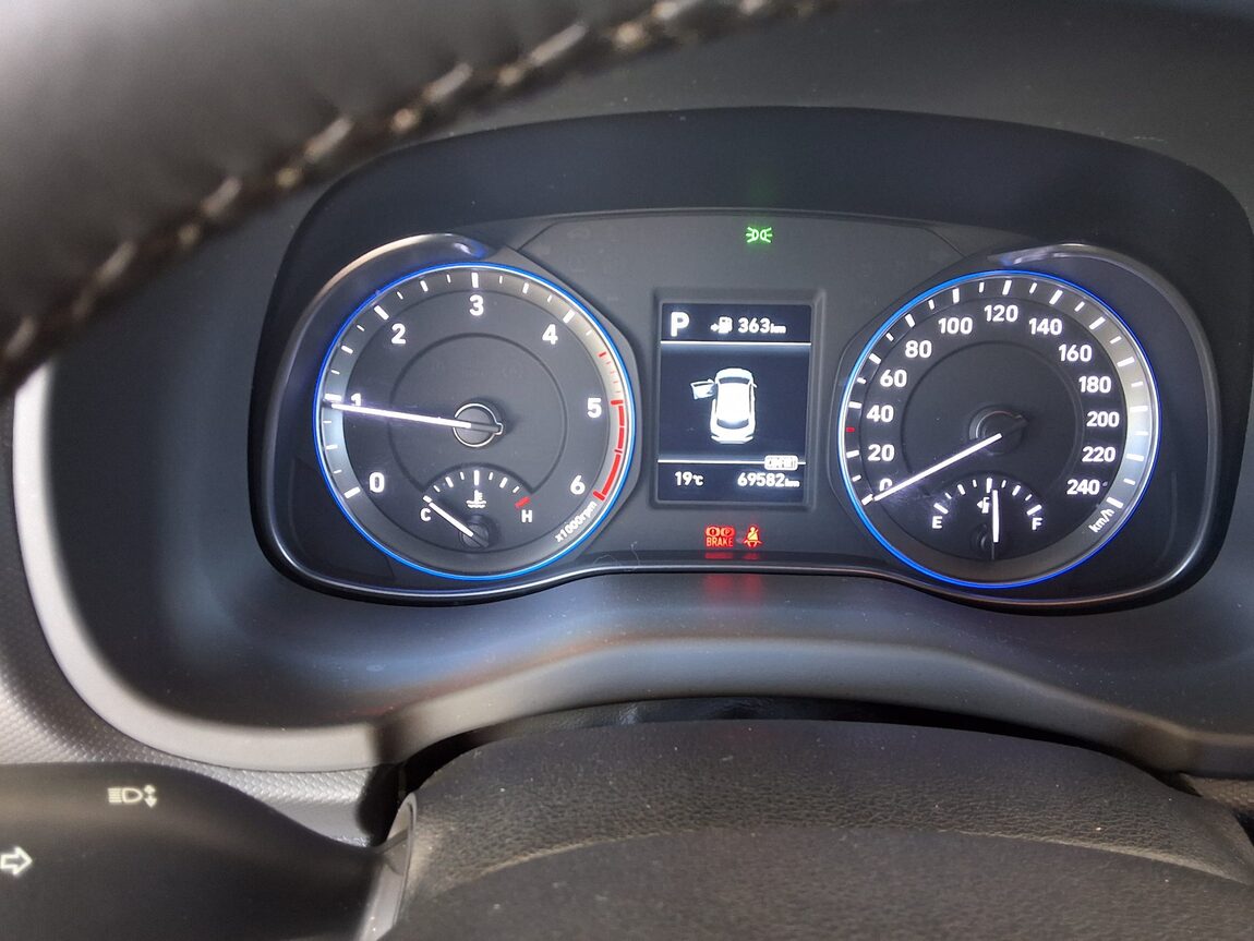 HYUNDAI KONA 1.6 DIESEL 2WD MODERN POP 2018 - zdjęcie 9