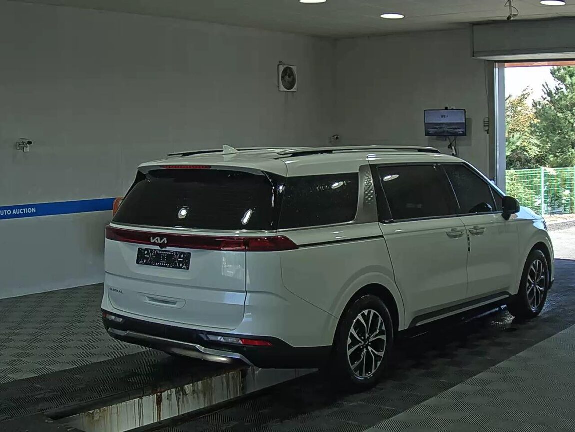 KIA NEW CARNIVAL (KA4) 9-SEATER GASOLINE NOBLESSE 2023 - zdjęcie 5