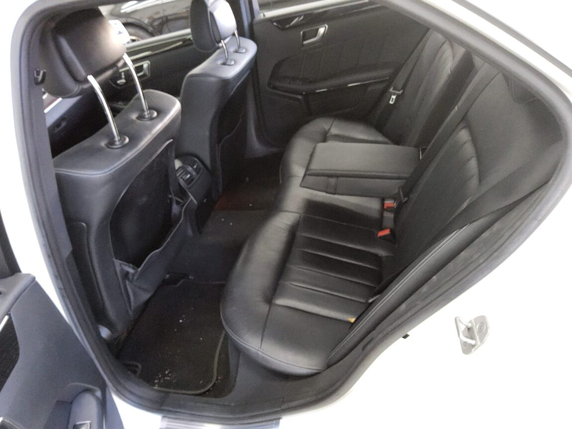 MERCEDES-BENZ E-CLASS (4TH GEN) E300 AVANTGARDE 2014 - zdjęcie 12