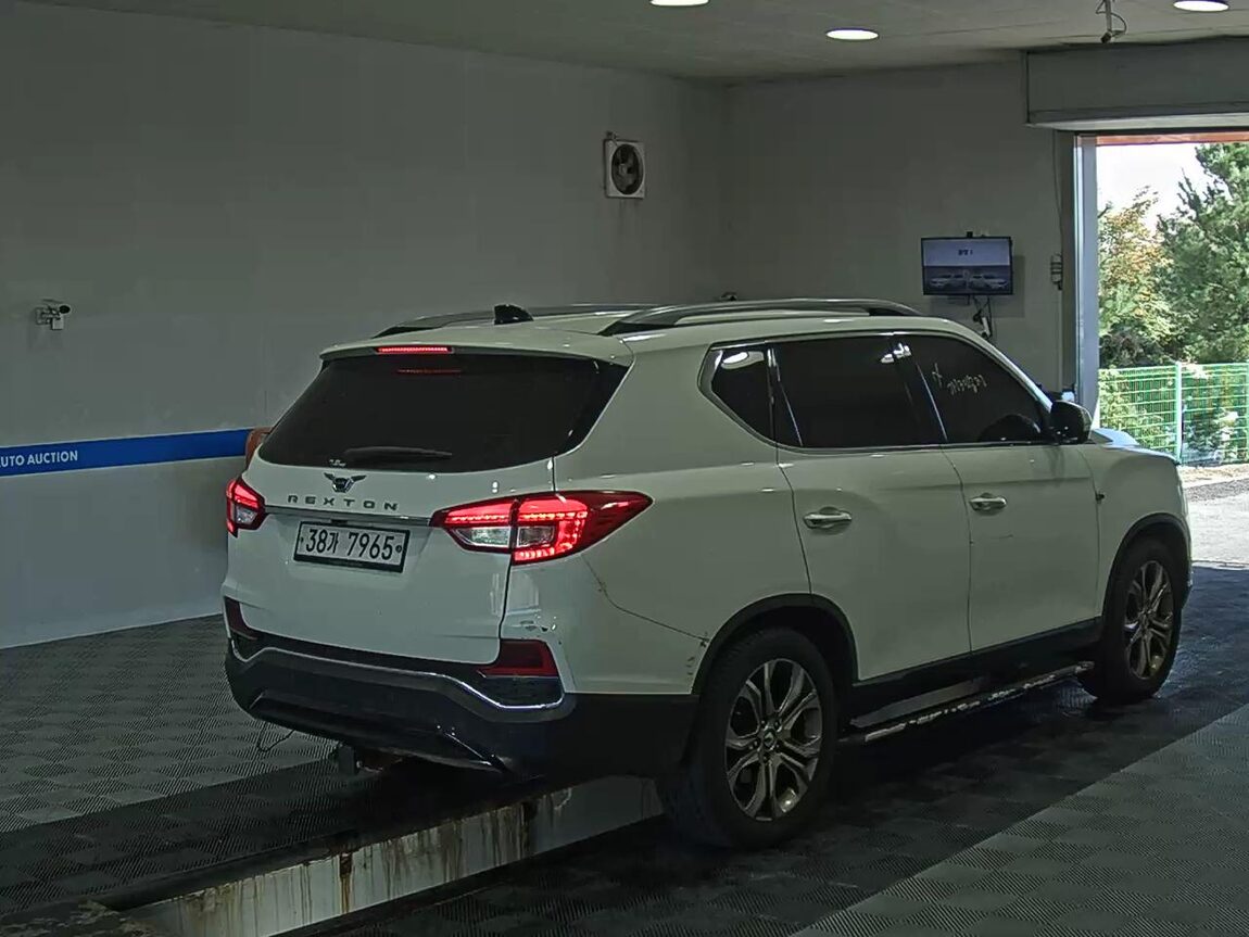 KG MOBILITY (SSANGYONG) G4 REXTON 2.2 4WD HERITAGE 2018 - zdjęcie 5
