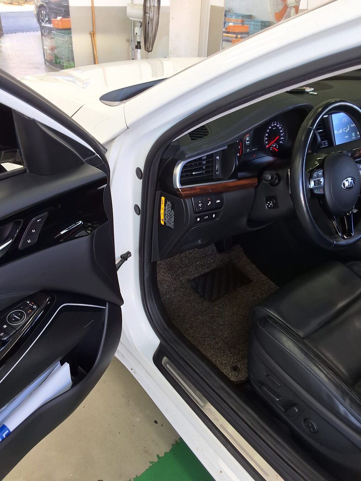 KIA ALL NEW K7 3.3 GDi NOBLESSE SPECIAL 2016 - zdjęcie 10