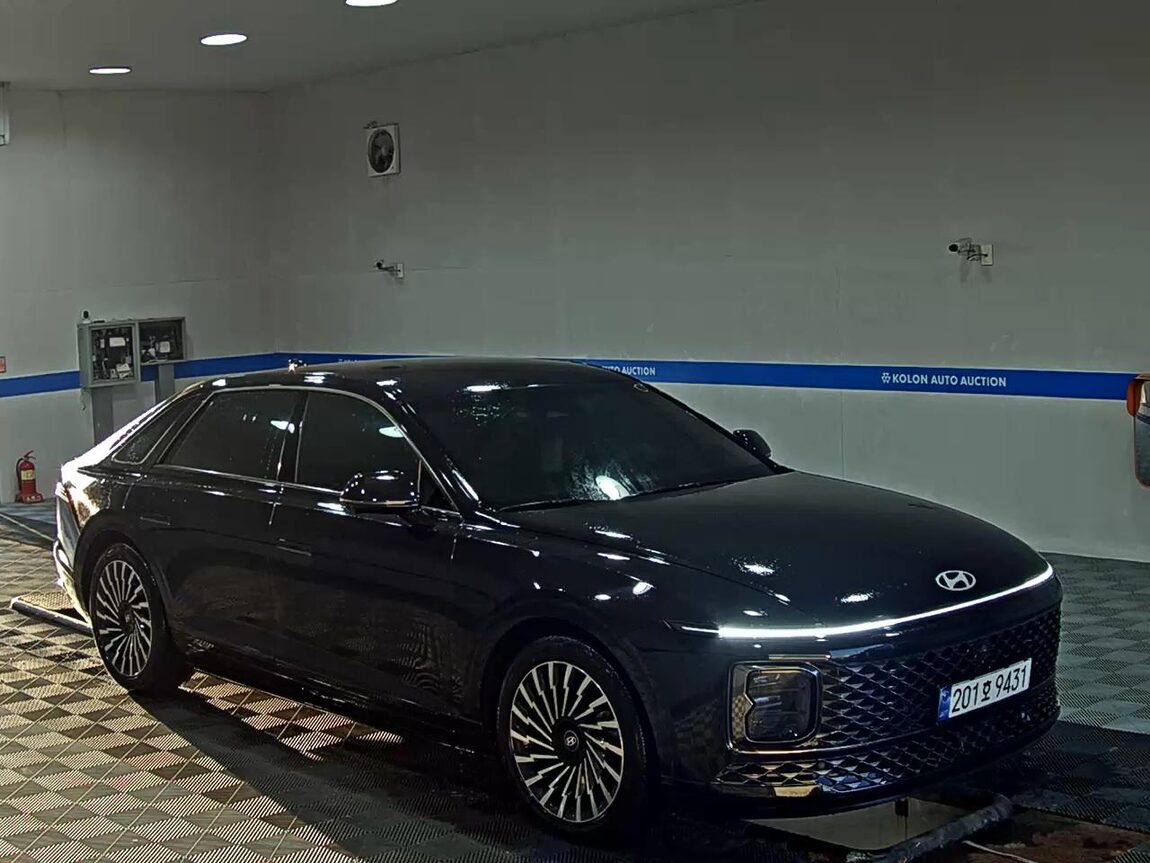 HYUNDAI THE ALL NEW GRANDEUR GASOLINE 3.5 2WD CALLIGRAPHY 2024 - zdjęcie 3