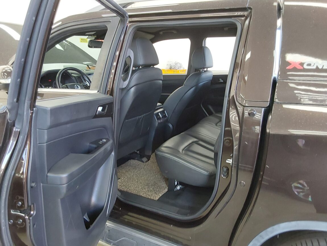 KG MOBILITY (SSANGYONG) REXTON SPORTS 2.2 4WD PRESTIGE SPECIAL 2020 - zdjęcie 12