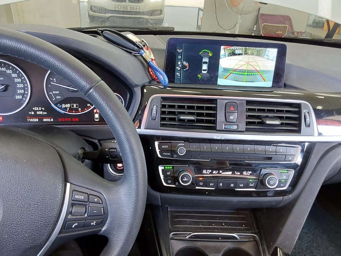 BMW 3 SERIES (6TH GEN) 320d 2017 - zdjęcie 17