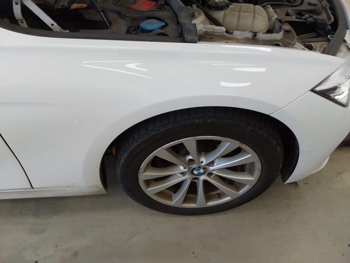 BMW 3 SERIES (6TH GEN) 320d 2017 - zdjęcie 24