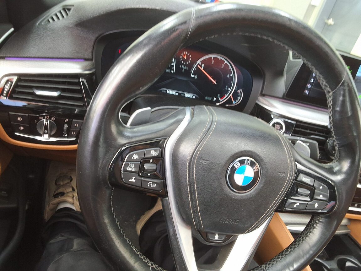 BMW 5 SERIES (7TH GEN) 520d M SPORT PACK 2017 - zdjęcie 23