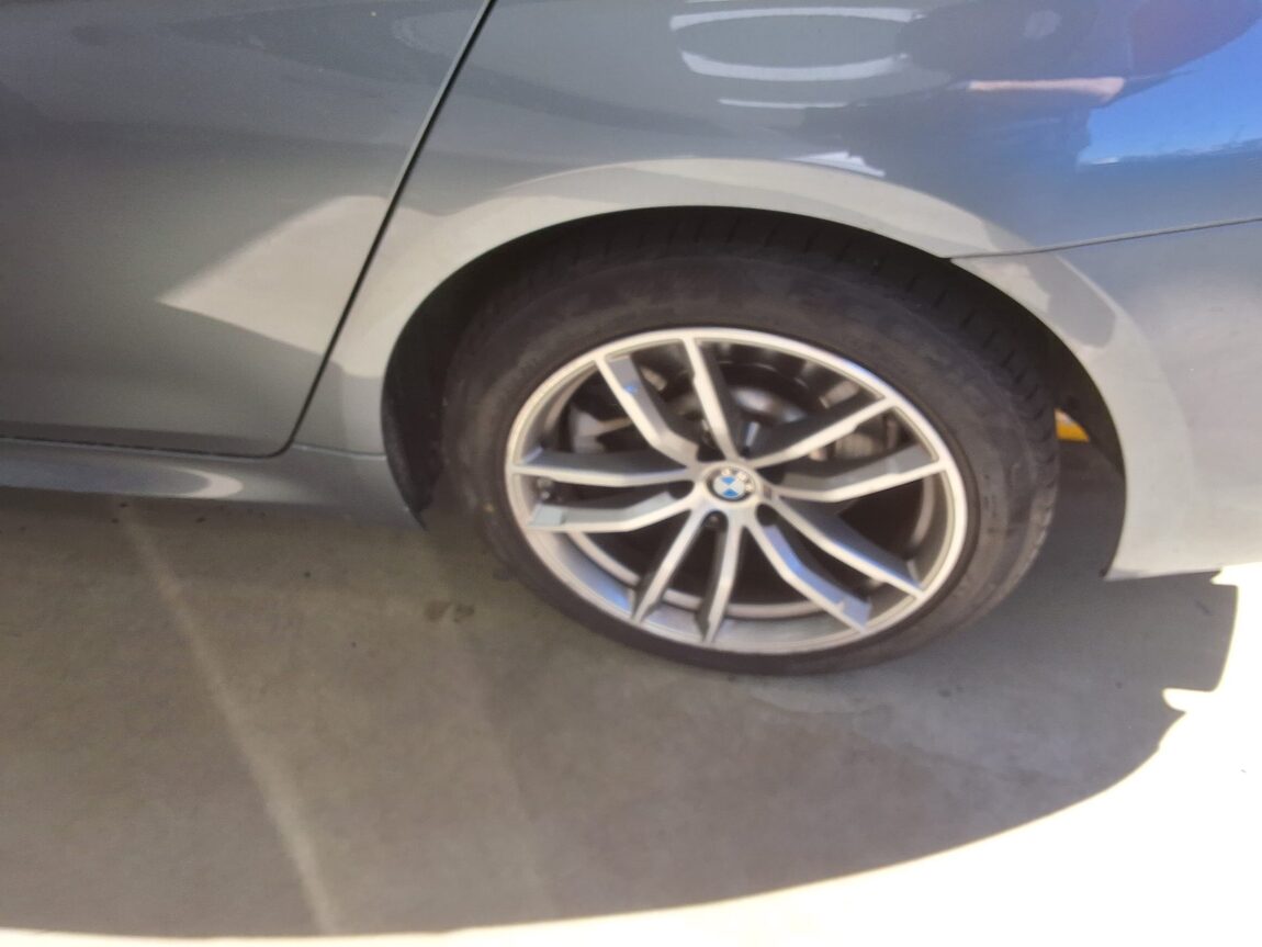 BMW 5 SERIES (7TH GEN) 520d M SPORT PACK 2017 - zdjęcie 20