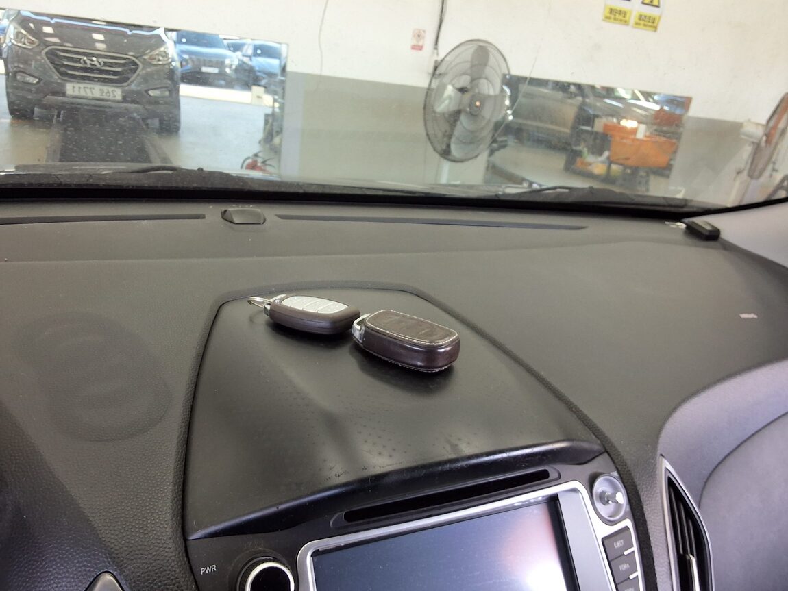 HYUNDAI NEW TUCSON ix DIESEL R2.0 2WD MODERN 2014 - zdjęcie 17