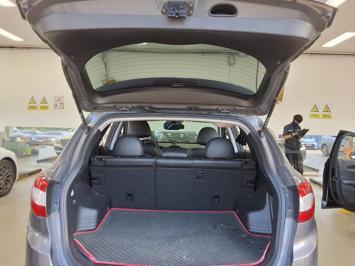 HYUNDAI NEW TUCSON ix DIESEL R2.0 2WD MODERN 2014 - zdjęcie 15
