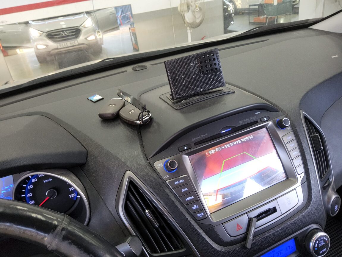 HYUNDAI NEW TUCSON ix DIESEL R2.0 2WD SMART SPECIAL 2015 - zdjęcie 17