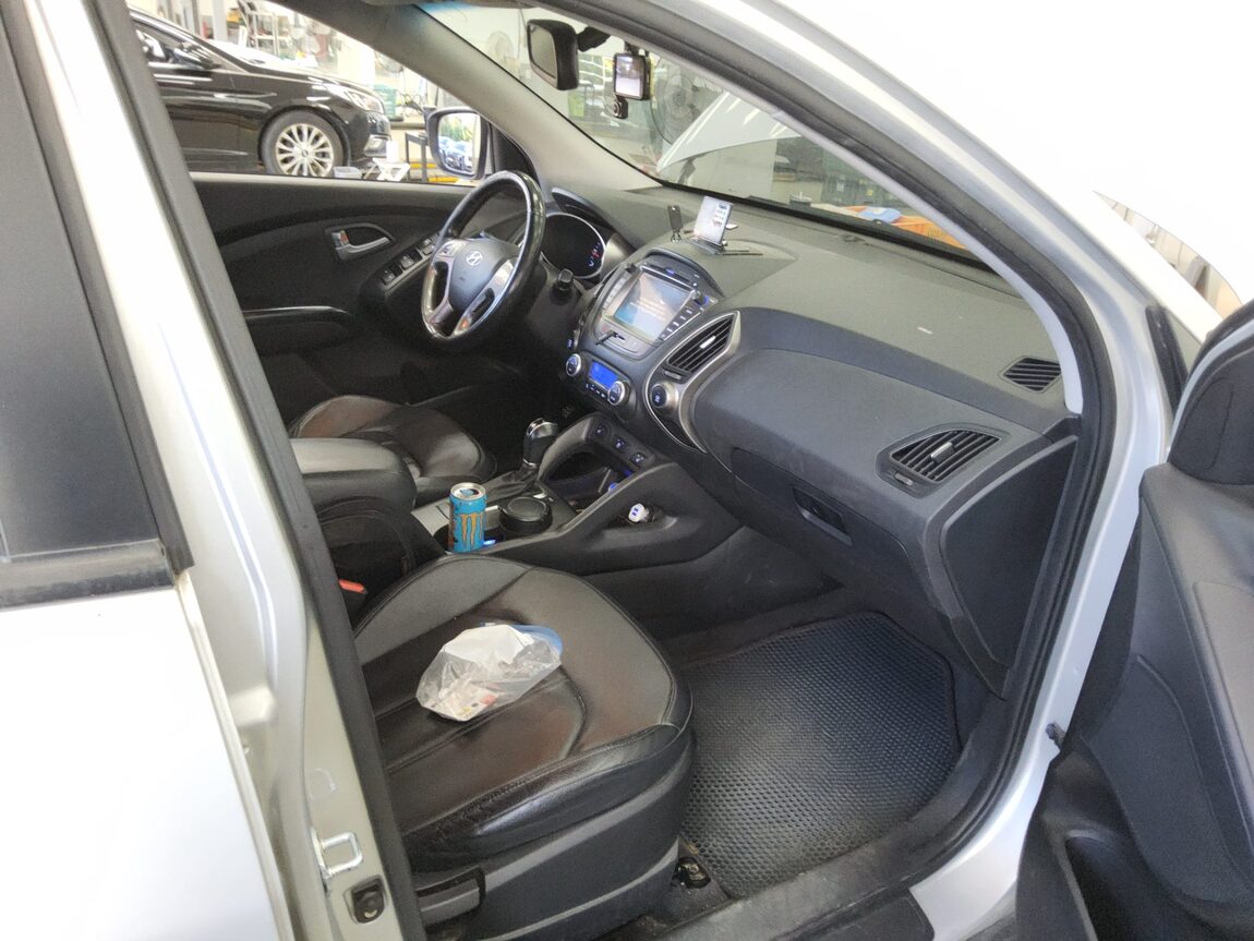 HYUNDAI NEW TUCSON ix DIESEL R2.0 2WD SMART SPECIAL 2015 - zdjęcie 14