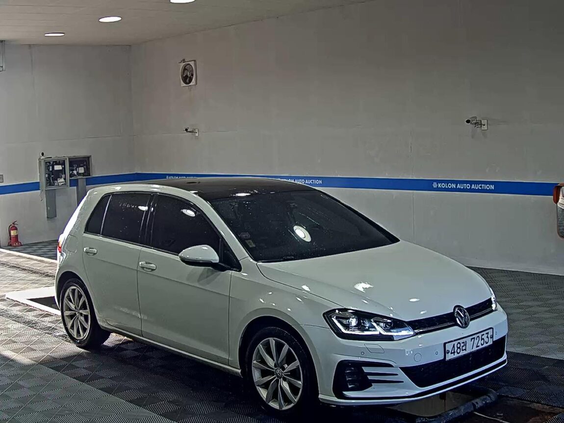 VOLKSWAGEN GOLF (7TH GEN) 2.0 TDI 2015 - zdjęcie 3