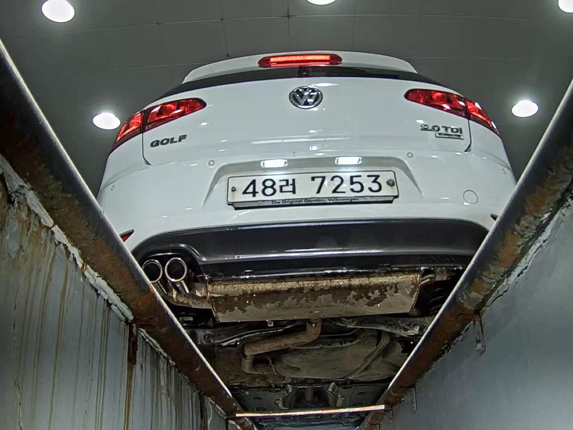 VOLKSWAGEN GOLF (7TH GEN) 2.0 TDI 2015 - zdjęcie 8