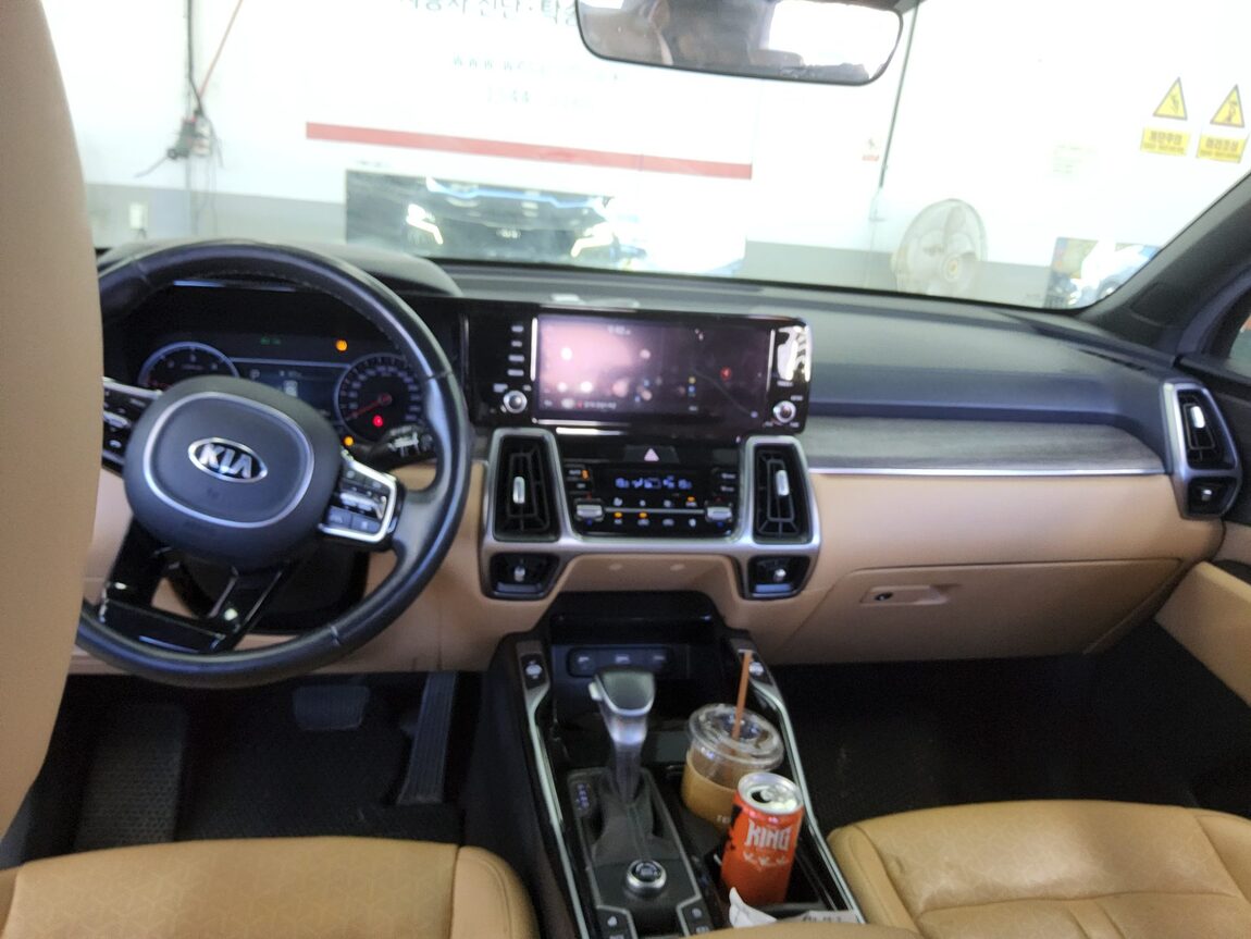 KIA NEW SORENTO (MQ4) 2.2 DIESEL 2WD PRESTIGE 2021 - zdjęcie 11