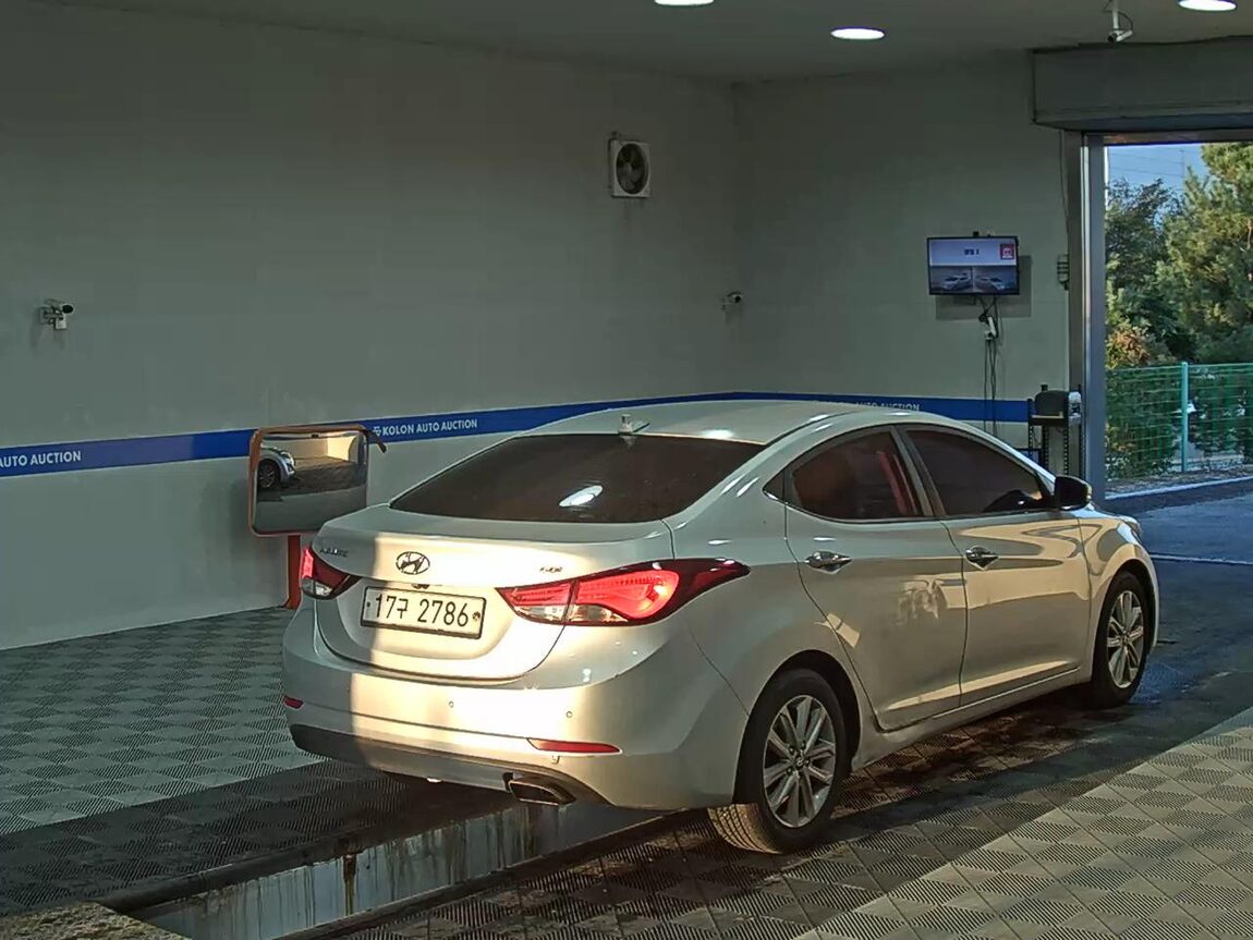 HYUNDAI THE NEW AVANTE MD 1.6 GDi MODERN 2014 - zdjęcie 5