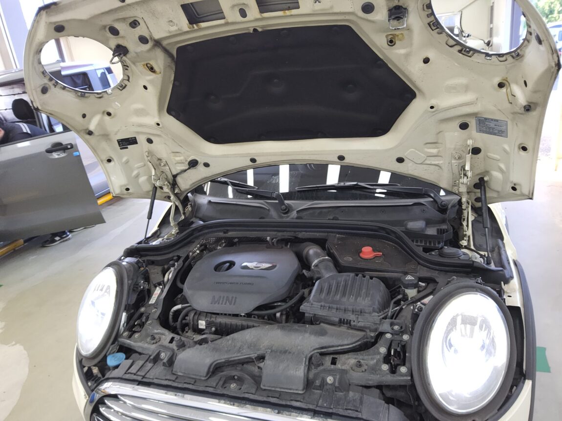 MINI COOPER (3RD GEN) 1.5 HIGH 2014 - zdjęcie 19