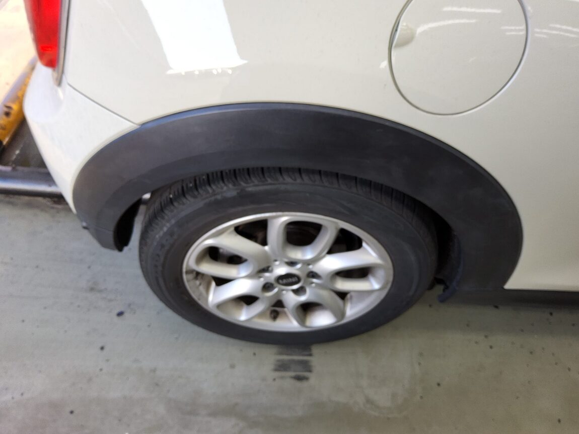 MINI COOPER (3RD GEN) 1.5 HIGH 2014 - zdjęcie 24