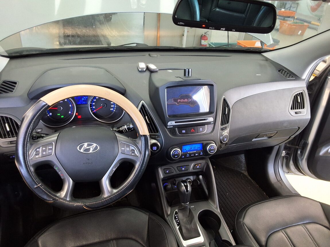 HYUNDAI NEW TUCSON ix DIESEL R2.0 2WD SMART SPECIAL 2014 - zdjęcie 11