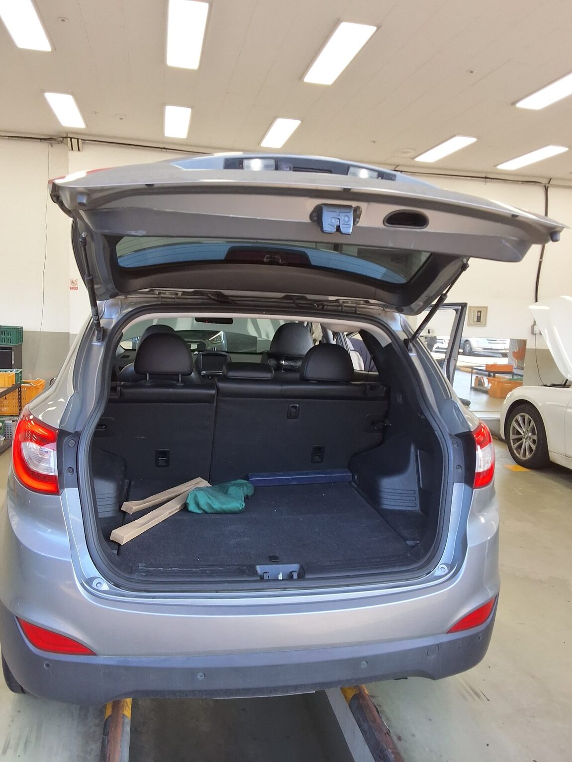 HYUNDAI NEW TUCSON ix DIESEL R2.0 2WD SMART SPECIAL 2014 - zdjęcie 15