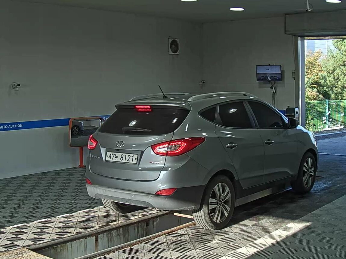 HYUNDAI NEW TUCSON ix DIESEL R2.0 2WD SMART SPECIAL 2014 - zdjęcie 5