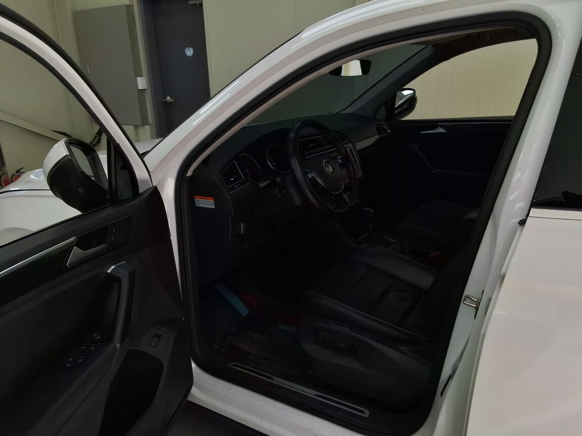 VOLKSWAGEN TIGUAN (2ND GEN) 2.0 TDI PREMIUM 2018 - zdjęcie 11