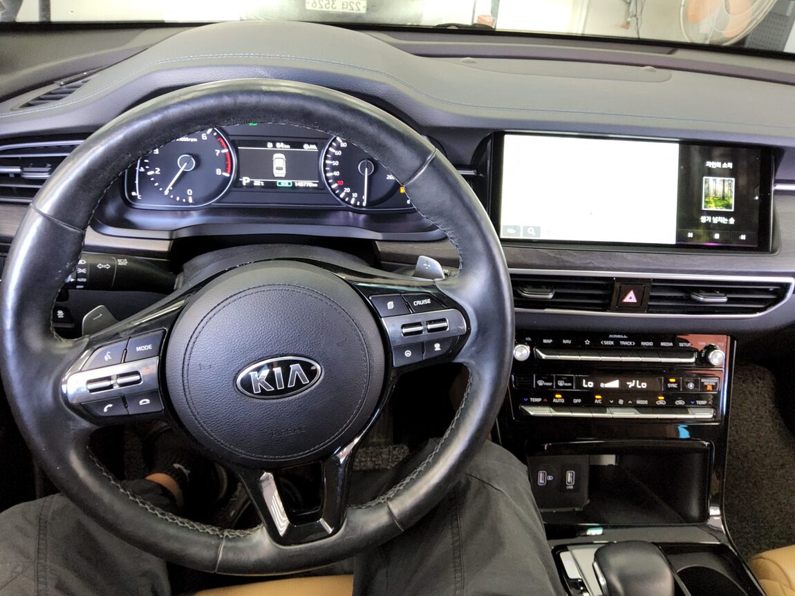 KIA K7 PREMIER 3.0 GDi SIGNATURE 2020 - zdjęcie 17
